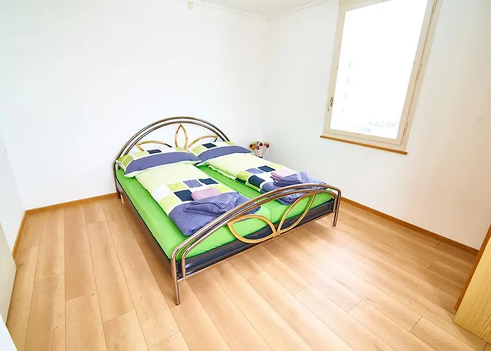 New West Station * Інтерлакен