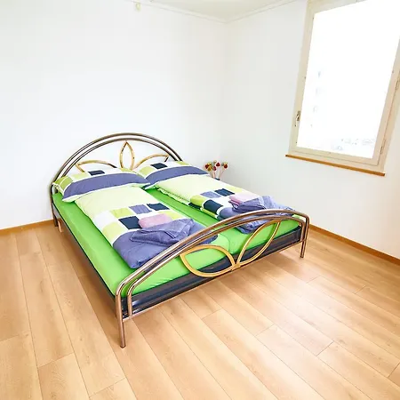 New West Station * Entrelagos